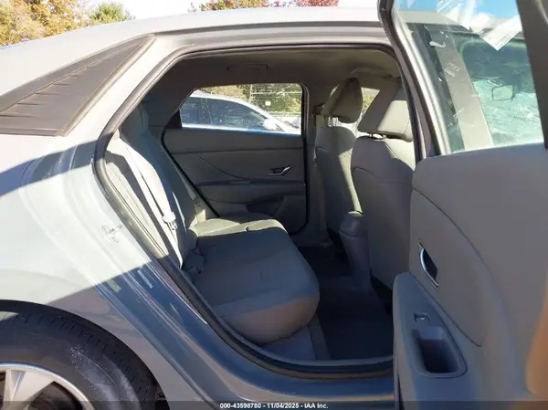 KMHLL4AG2MU155103 2021 HYUNDAI ELANTRA - Image 8