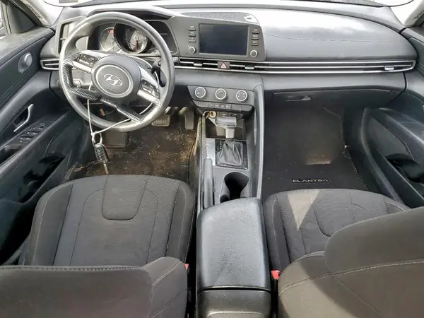 KMHLL4AG2MU165565 2021 HYUNDAI ELANTRA - Image 8