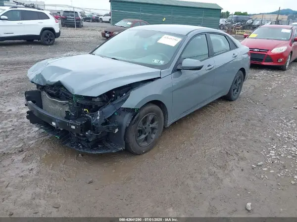 KMHLL4AG2NU308581 2022 HYUNDAI ELANTRA - Image 2