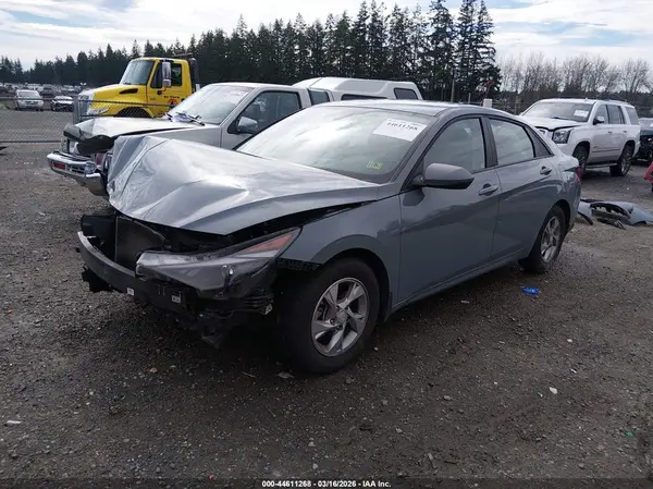 KMHLL4AG2NU325123 2022 HYUNDAI ELANTRA - Image 2