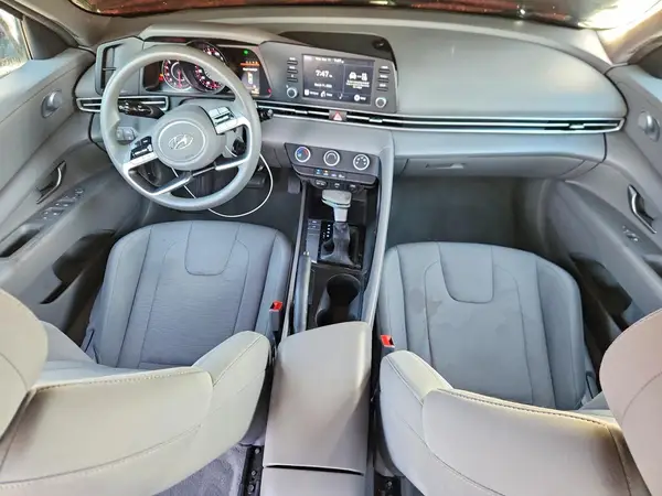 KMHLL4AG2NU332346 2022 HYUNDAI ELANTRA - Image 8