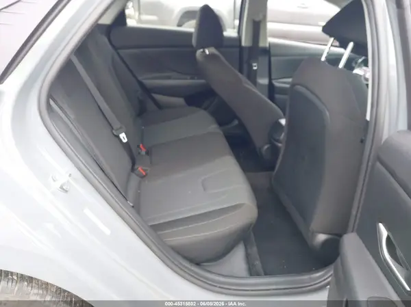 KMHLL4AG2NU345193 2022 HYUNDAI ELANTRA - Image 8