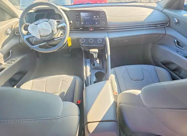 KMHLL4AG2PU381131 2023 HYUNDAI ELANTRA - Image 8