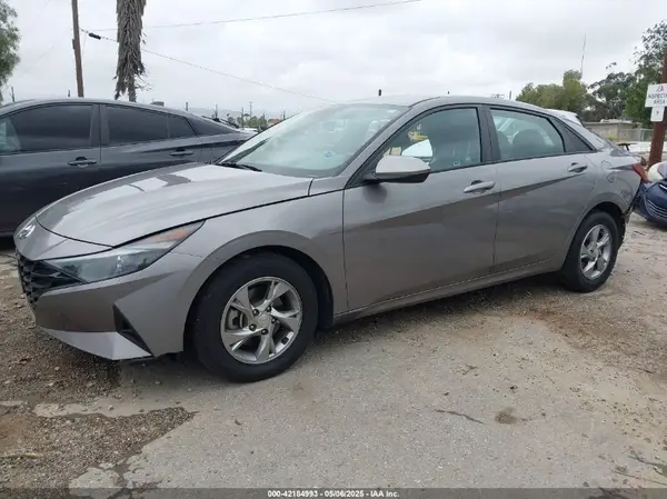 KMHLL4AG3MU121929 2021 HYUNDAI ELANTRA - Image 2
