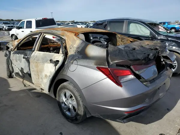 KMHLL4AG3PU558818 2023 HYUNDAI ELANTRA - Image 2