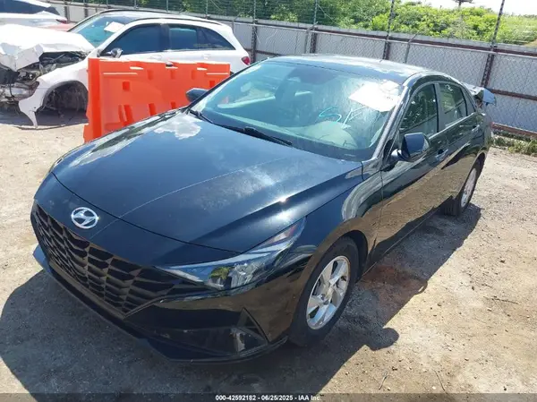 KMHLL4AG4MU173585 2021 HYUNDAI ELANTRA - Image 2