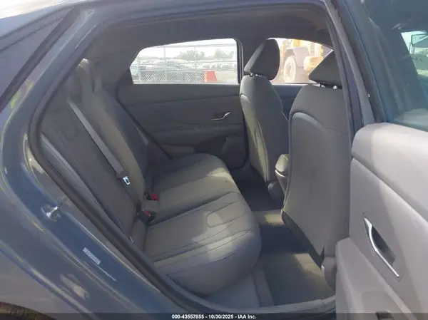 KMHLL4AG4MU204088 2021 HYUNDAI ELANTRA - Image 8