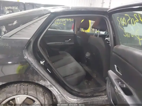 KMHLL4AG4PU596509 2023 HYUNDAI ELANTRA - Image 8
