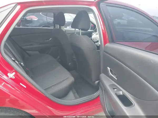 KMHLL4AG5MU173224 2021 HYUNDAI ELANTRA - Image 8