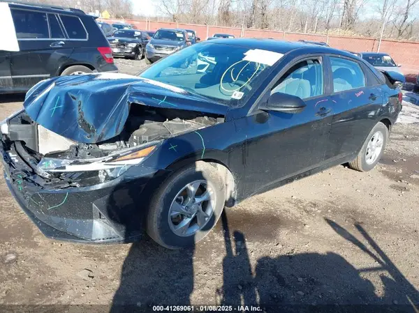 KMHLL4AG5NU357533 2022 HYUNDAI ELANTRA - Image 2
