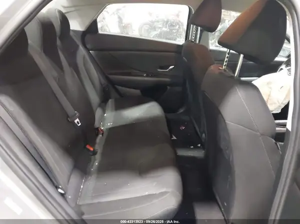 KMHLL4AG6MU182868 2021 HYUNDAI ELANTRA - Image 8