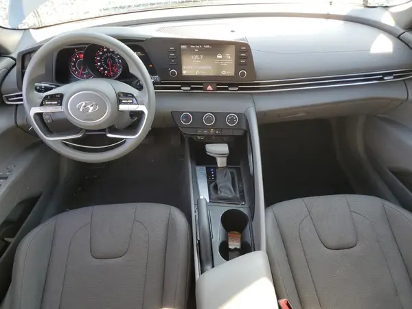 KMHLL4AG6PU540247 2023 HYUNDAI ELANTRA - Image 8
