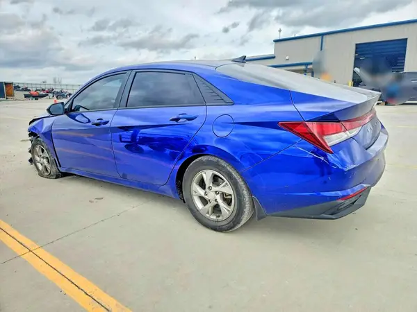 KMHLL4AG6PU544881 2023 HYUNDAI ELANTRA - Image 2