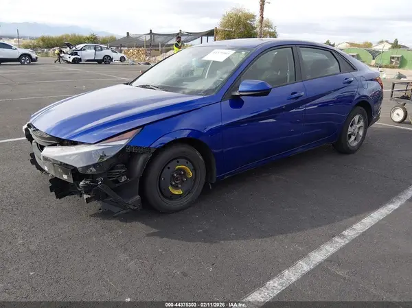 KMHLL4AG6PU596995 2023 HYUNDAI ELANTRA - Image 2