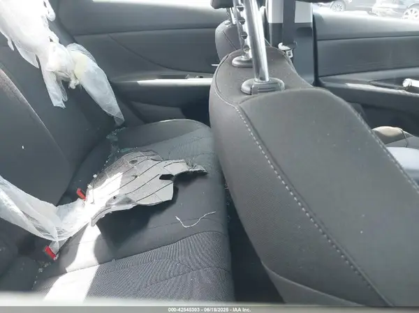 KMHLL4AG6PU634015 2023 HYUNDAI ELANTRA - Image 8