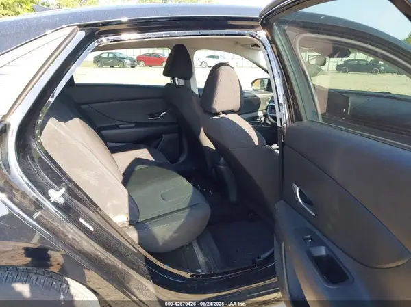 KMHLL4AG7NU218732 2022 HYUNDAI ELANTRA - Image 8