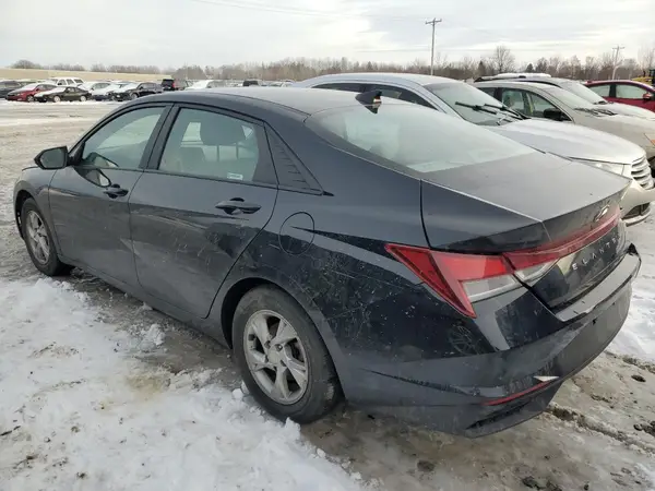 KMHLL4AG7NU243677 2022 HYUNDAI ELANTRA - Image 2