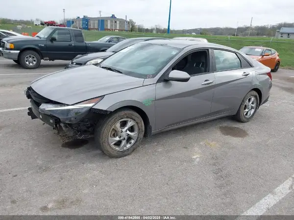 KMHLL4AG7PU541522 2023 HYUNDAI ELANTRA - Image 2