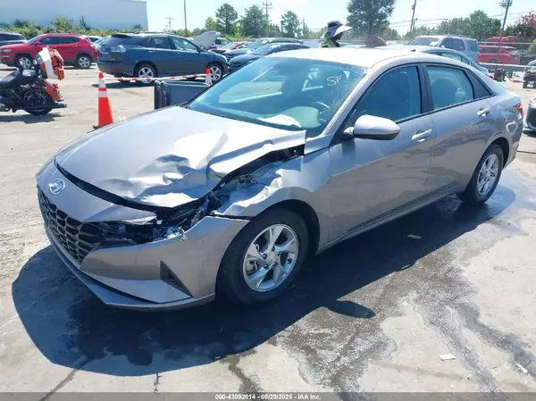 KMHLL4AG7PU571071 2023 HYUNDAI ELANTRA - Image 2