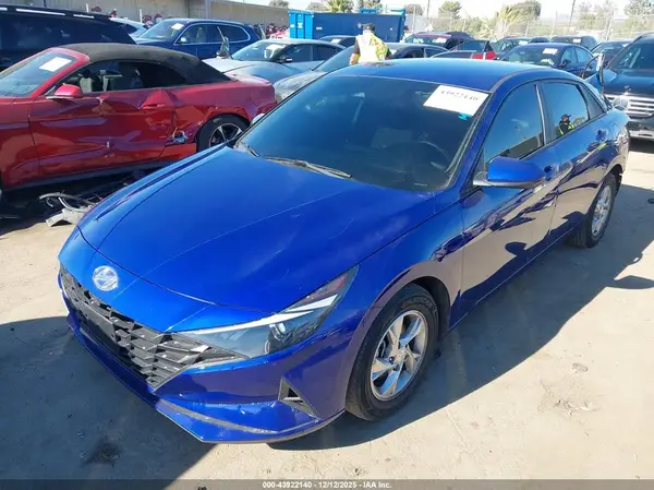 KMHLL4AG8NU239069 2022 HYUNDAI ELANTRA - Image 2