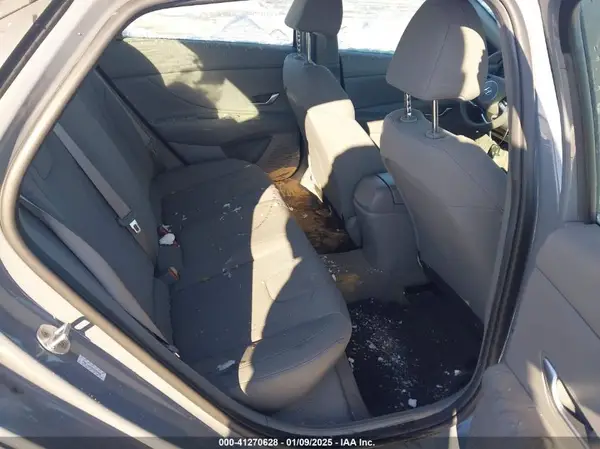 KMHLL4AG8NU259886 2022 HYUNDAI ELANTRA - Image 8