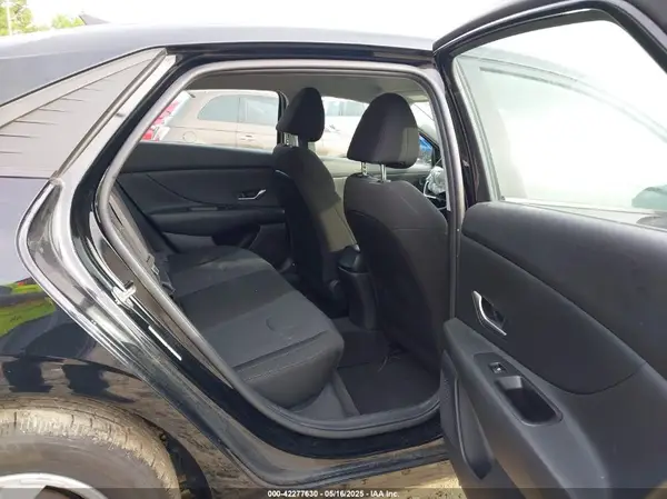 KMHLL4AG8NU307970 2022 HYUNDAI ELANTRA - Image 8