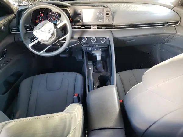KMHLL4AG8NU333887 2022 HYUNDAI ELANTRA - Image 8