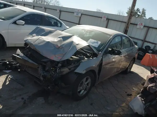 KMHLL4AG8PU483498 2023 HYUNDAI ELANTRA - Image 2