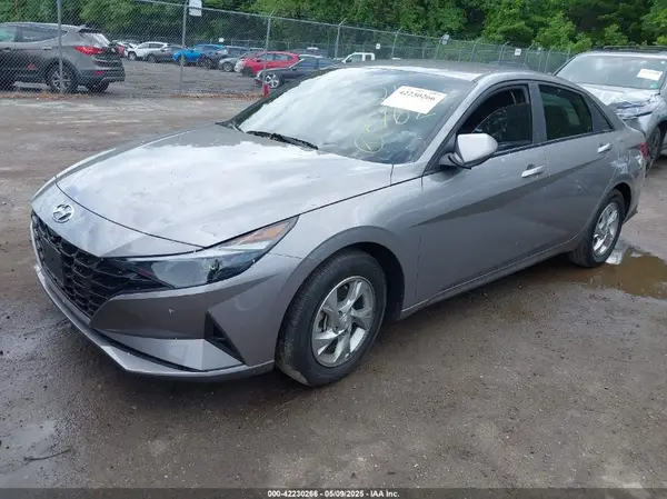 KMHLL4AG8PU554442 2023 HYUNDAI ELANTRA - Image 2