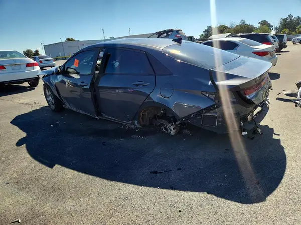 KMHLL4AG8PU633349 2023 HYUNDAI ELANTRA - Image 2