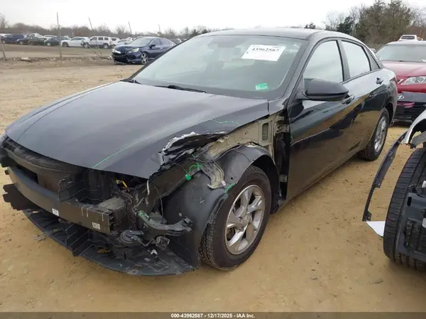 KMHLL4AG9MU105394 2021 HYUNDAI ELANTRA - Image 2