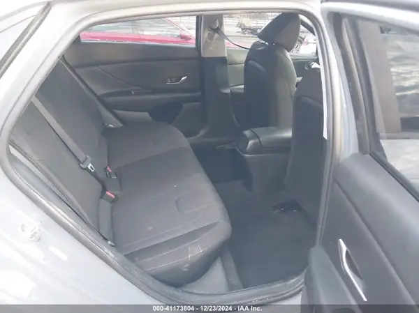KMHLL4AG9NU289768 2022 HYUNDAI ELANTRA - Image 8