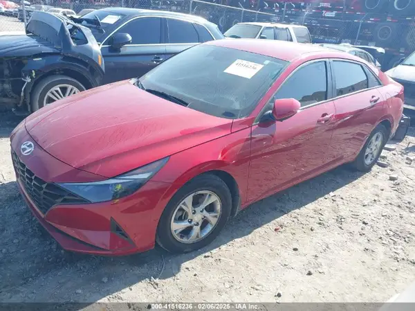 KMHLL4AG9NU337737 2022 HYUNDAI ELANTRA - Image 2