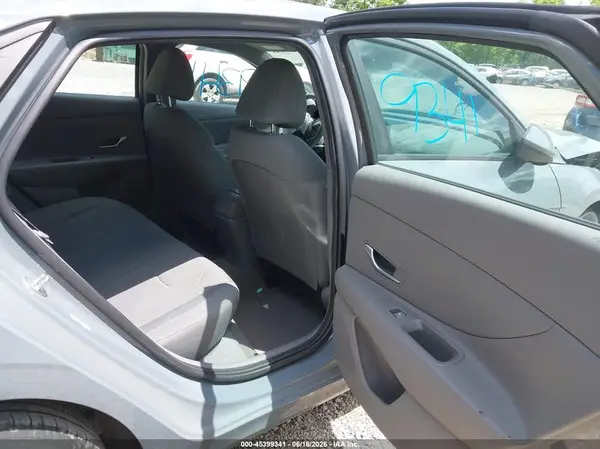 KMHLL4AG9PU437145 2023 HYUNDAI ELANTRA - Image 8