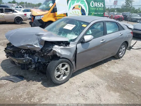 KMHLL4AG9PU581942 2023 HYUNDAI ELANTRA - Image 2