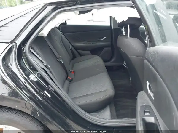 KMHLL4AG9PU629570 2023 HYUNDAI ELANTRA - Image 8