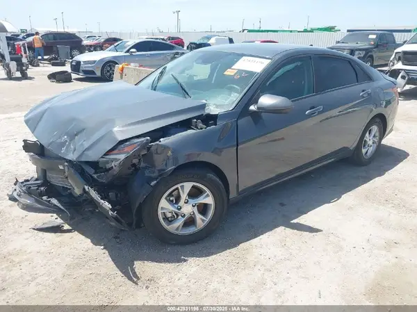 KMHLL4AG9PU634736 2023 HYUNDAI ELANTRA - Image 2