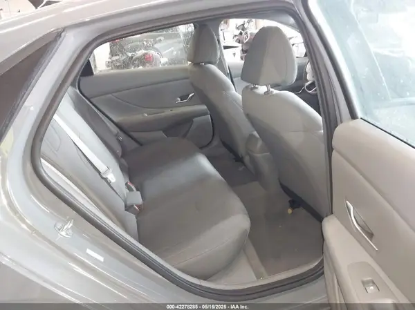KMHLL4AGXMU119823 2021 HYUNDAI ELANTRA - Image 8