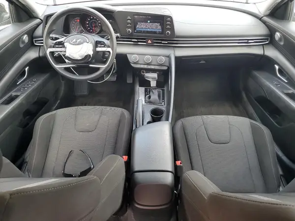 KMHLL4AGXNU360380 2022 HYUNDAI ELANTRA - Image 8