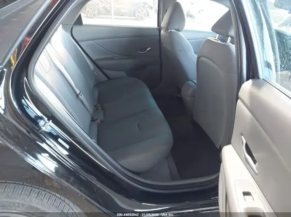 KMHLL4AGXPU575356 2023 HYUNDAI ELANTRA - Image 8
