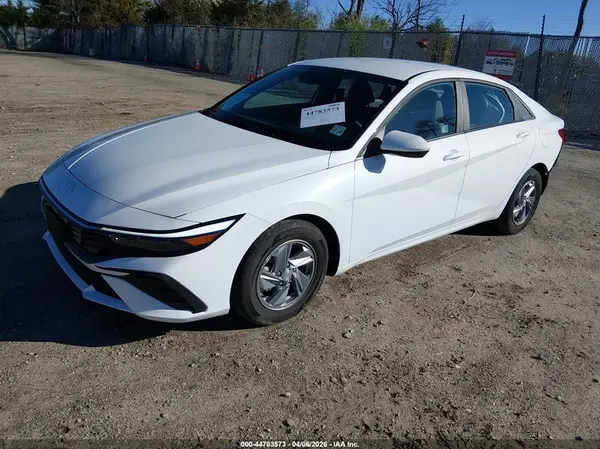 KMHLL4DG0RU650905 2024 HYUNDAI ELANTRA - Image 2