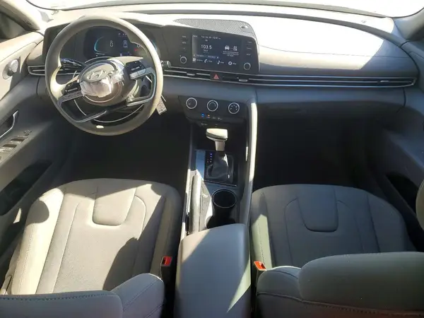 KMHLL4DG0RU661967 2024 HYUNDAI ELANTRA - Image 8