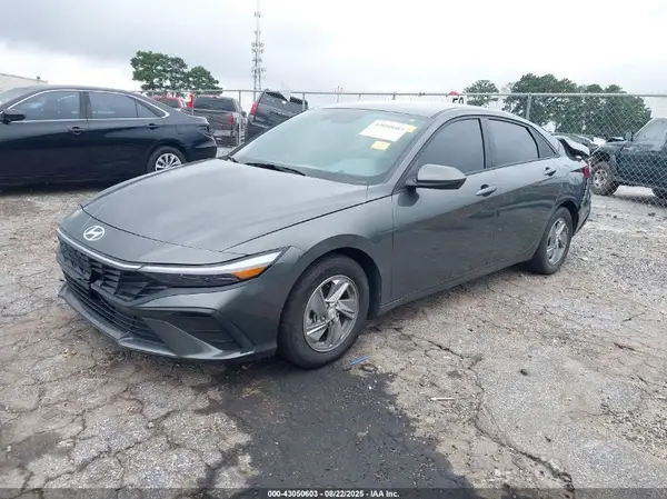 KMHLL4DG0RU722587 2024 HYUNDAI ELANTRA - Image 2