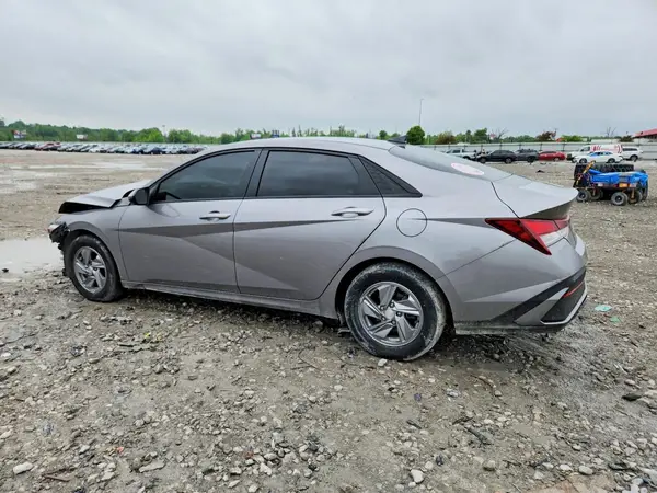 KMHLL4DG0RU743584 2024 HYUNDAI ELANTRA - Image 2