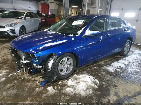 KMHLL4DG0RU781493 2024 HYUNDAI ELANTRA - Image 2