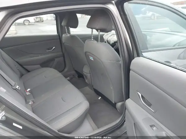 KMHLL4DG0RU825718 2024 HYUNDAI ELANTRA - Image 8