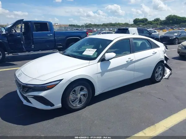 KMHLL4DG0SU052951 2025 HYUNDAI ELANTRA - Image 2