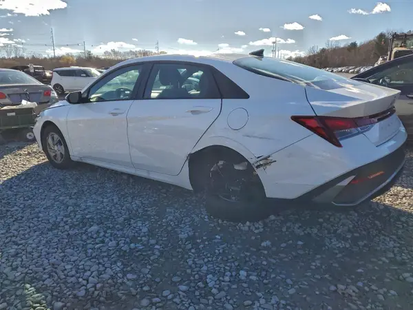 KMHLL4DG0SU077073 2025 HYUNDAI ELANTRA - Image 2