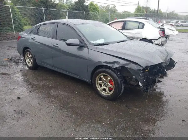 KMHLL4DG0SU945976 2025 HYUNDAI ELANTRA - Image 1