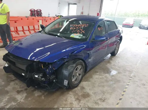 KMHLL4DG0SU955293 2025 HYUNDAI ELANTRA - Image 2